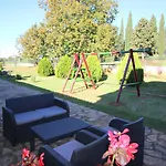 Authentisches Steinhaus Mit Garten, Grill, Spielplatz, Trampolin Kaštelir